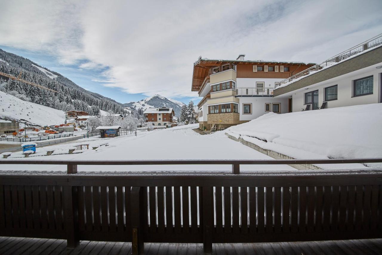 Glemm Lodge Apartments - Joker Card Im Sommer Inklusive Saalbach-Hinterglemm Exteriér fotografie